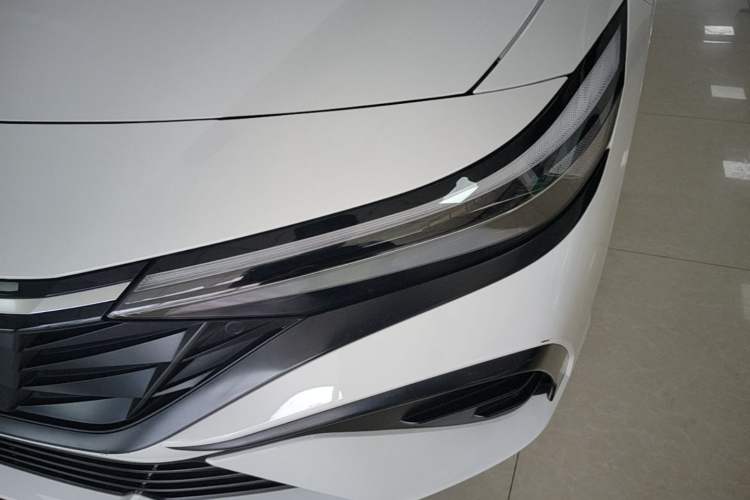 Used Hyundai Elantra 2023 1.5L CVT LUX Prestige Edition Left Front Headlight