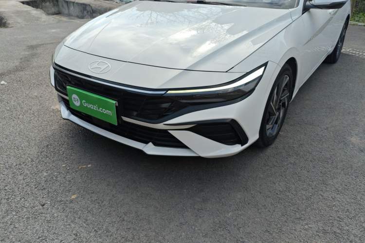 Used Hyundai Elantra 2023 1.5L CVT LUX Prestige Edition Left Front Headlight