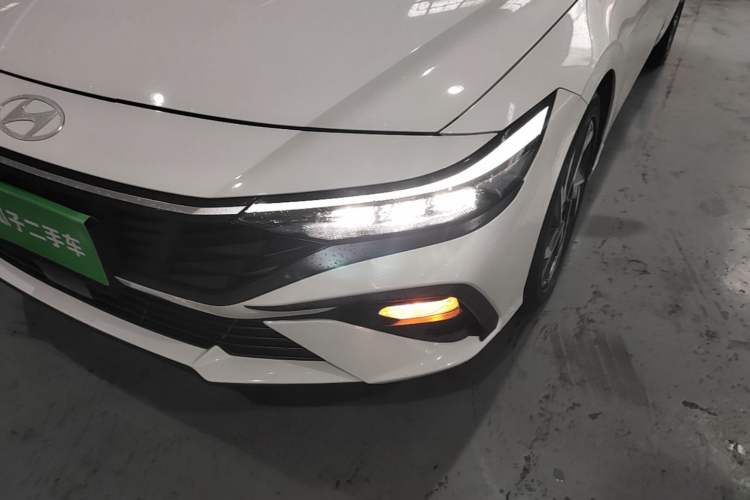 Used Hyundai Elantra 2023 1.5L CVT GLX Elite Edition Left Front Headlight
