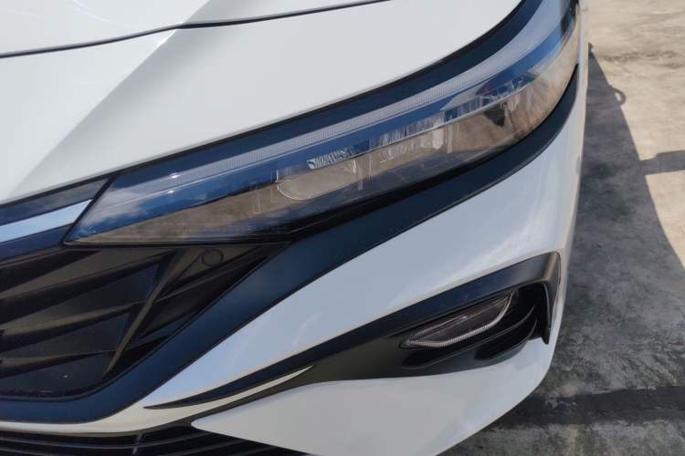 Used Hyundai Elantra 2023 1.5L CVT GLX Elite Edition Left Front Headlight