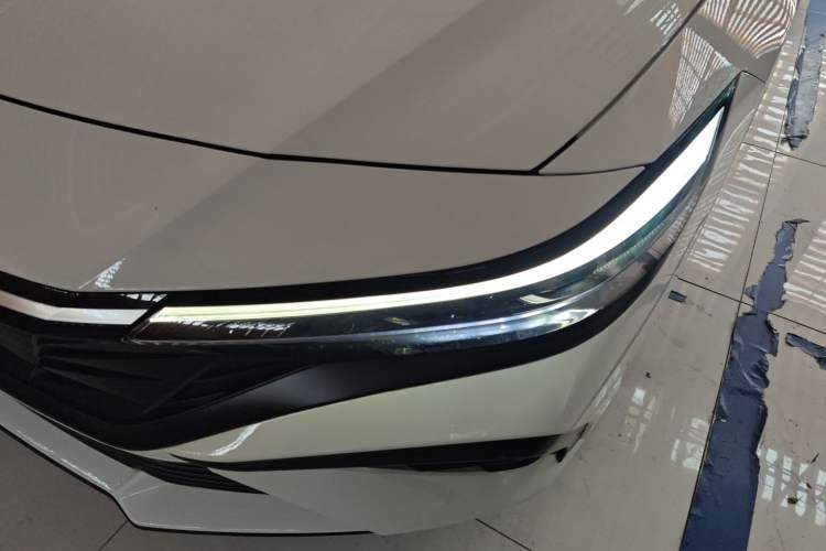 Used Hyundai Elantra 2023 1.5L CVT LUX Prestige Edition Left Front Headlight