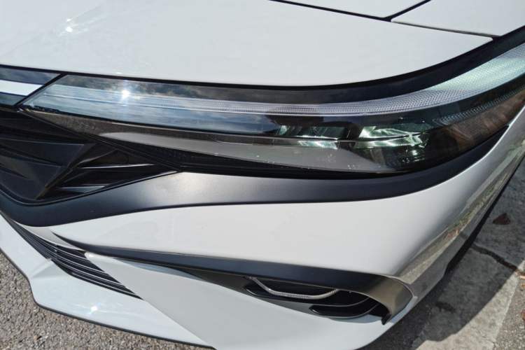 Used Hyundai Elantra 2023 1.5L CVT GLX Elite Edition Left Front Headlight