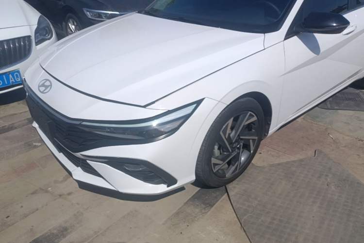 Used Hyundai Elantra 2023 1.5L CVT GLX Elite Edition Left Front Headlight