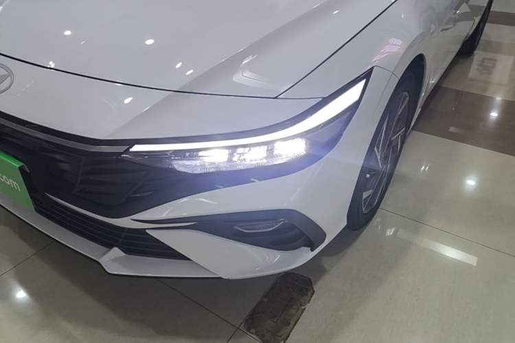 Used Hyundai Elantra 2023 1.5L CVT GLX Elite Edition Left Front Headlight