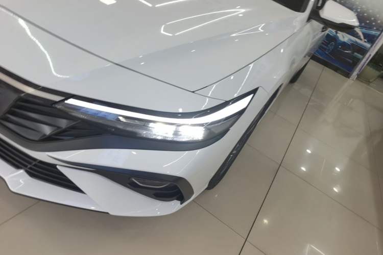 Used Hyundai Elantra 2023 1.5L CVT GLX Elite Edition Left Front Headlight