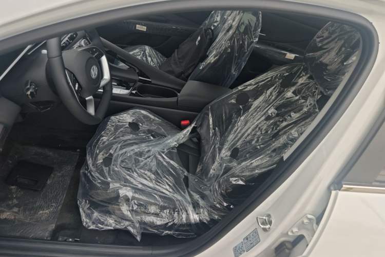 Used Hyundai Elantra 2023 1.5L CVT GLX Elite Edition Left Front Seat