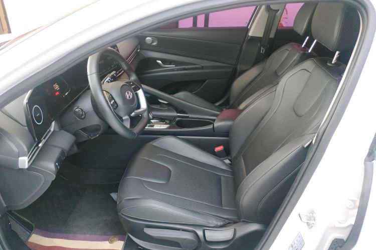 Used Hyundai Elantra 2023 1.5L CVT GLX Elite Edition Left Front Seat