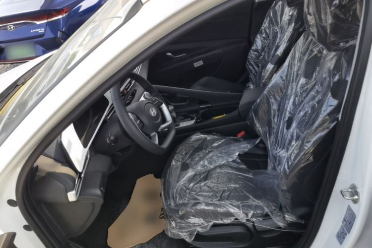 Used Hyundai Elantra 2023 1.5L CVT GLX Elite Edition Left Front Seat
