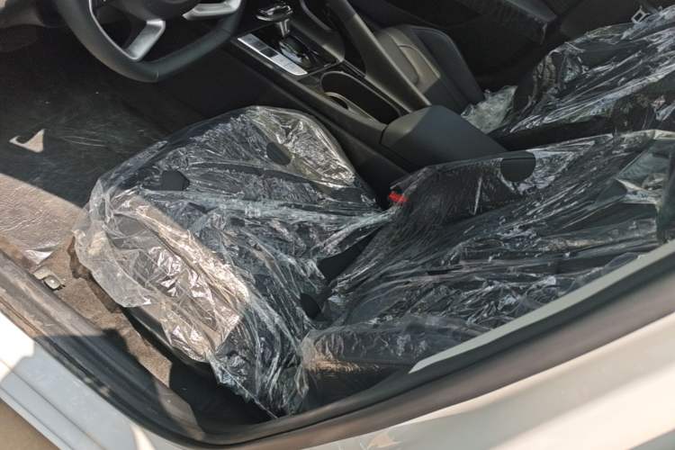 Used Hyundai Elantra 2023 1.5L CVT GLX Elite Edition Left Front Seat