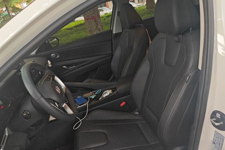 Used Hyundai Elantra 2023 1.5L CVT GLX Elite Edition Left Front Seat