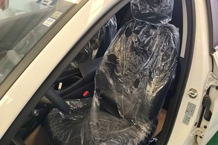 Used Hyundai Elantra 2023 1.5L CVT GLX Elite Edition Left Front Seat