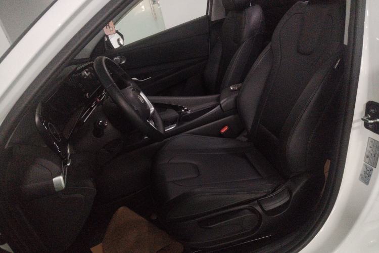 Used Hyundai Elantra 2023 1.5L CVT GLX Elite Edition Left Front Seat