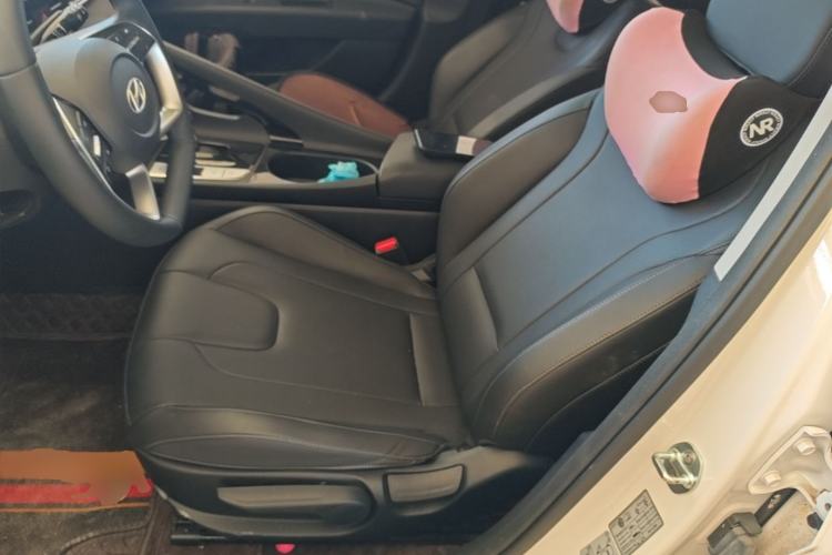 Used Hyundai Elantra 2023 1.5L CVT GLX Elite Edition Left Front Seat