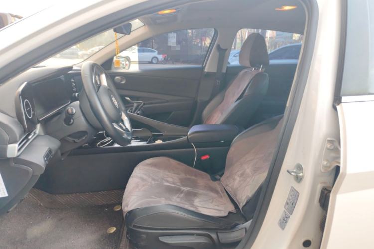 Used Hyundai Elantra 2023 1.5L CVT GLX Elite Edition Left Front Seat