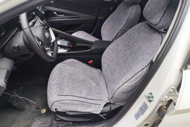 Used Hyundai Elantra 2023 1.5L CVT GLX Elite Edition Left Front Seat