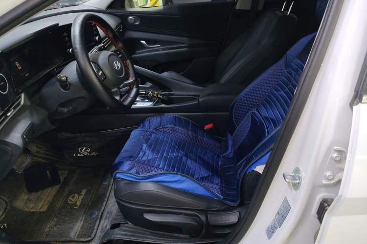 Used Hyundai Elantra 2023 1.5L CVT GLX Elite Edition Left Front Seat