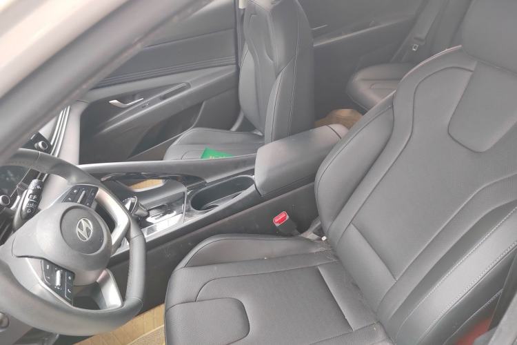 Used Hyundai Elantra 2023 1.5L CVT GLX Elite Edition Left Front Seat