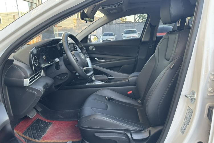 Used Hyundai Elantra 2023 1.5L CVT GLX Elite Edition Left Front Seat
