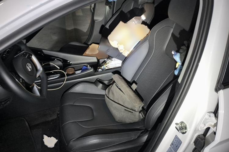 Used Hyundai Elantra 2023 1.5L CVT LUX Prestige Edition Left Front Seat