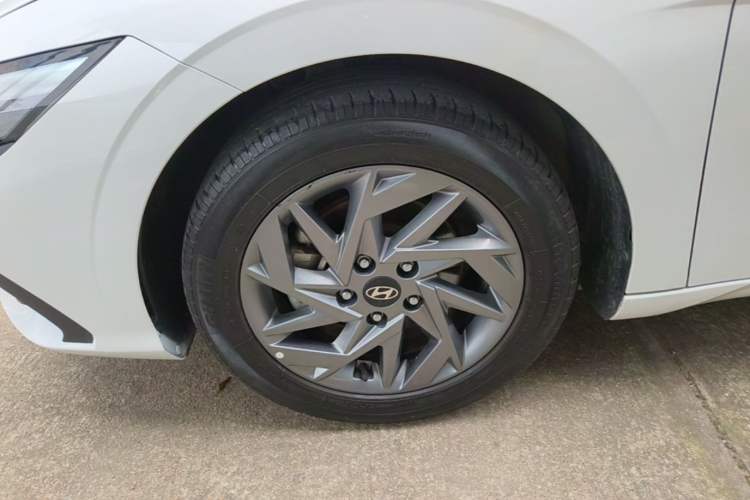 Used Hyundai Elantra 2023 1.5L CVT GLS Leading Edition Left Front Wheel Hub