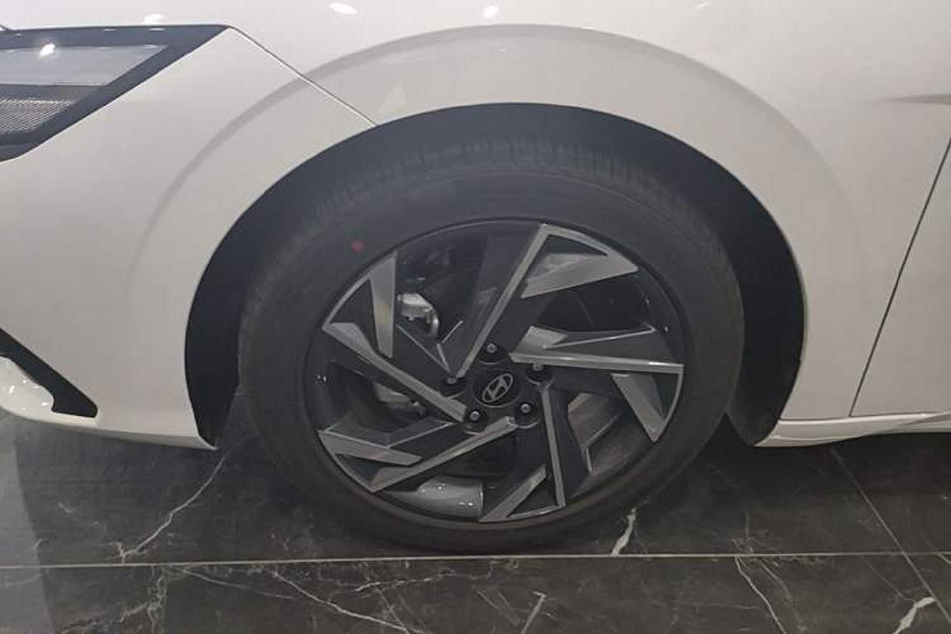 Used Hyundai Elantra 2023 1.5L CVT LUX Prestige Edition Left Front Wheel Hub