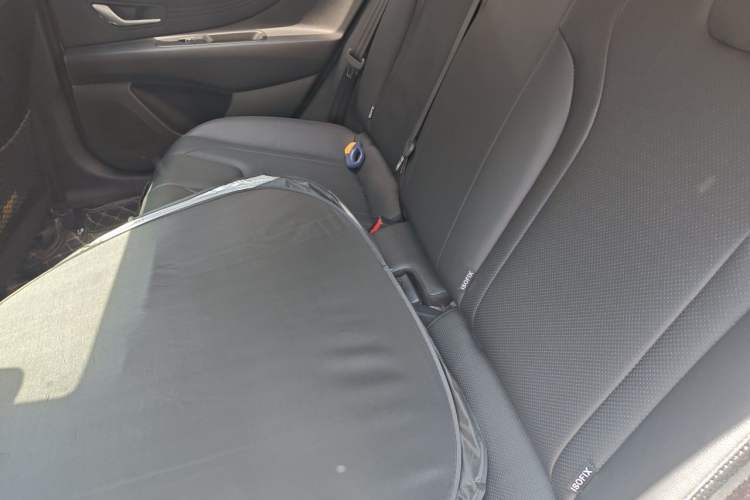 Used Hyundai Elantra 2023 1.5L CVT LUX Prestige Edition Left Rear Seat