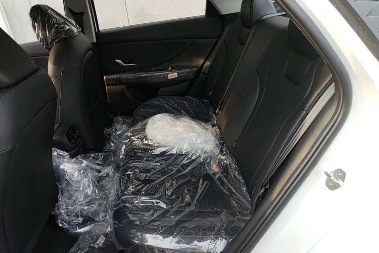 Used Hyundai Elantra 2023 1.5L CVT GLX Elite Edition Left Rear Seat