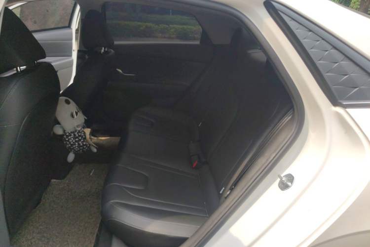 Used Hyundai Elantra 2023 1.5L CVT LUX Prestige Edition Left Rear Seat
