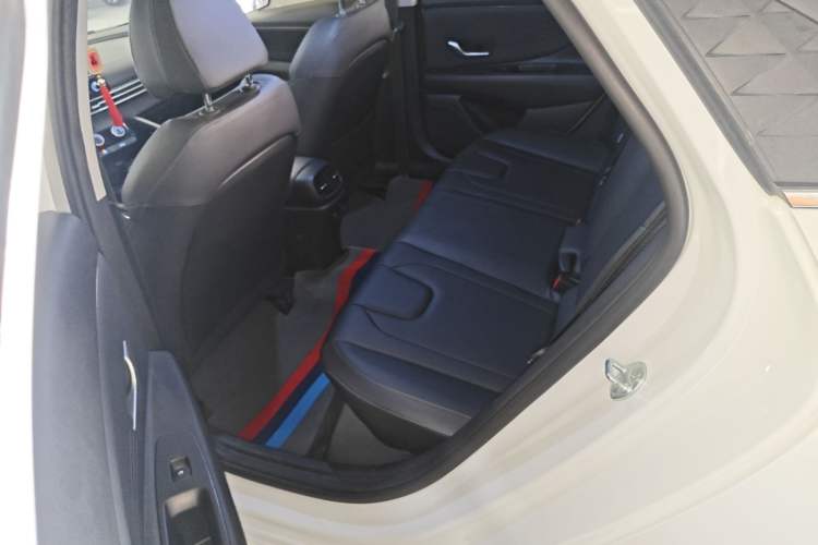 Used Hyundai Elantra 2023 1.5L CVT GLX Elite Edition Left Rear Seat