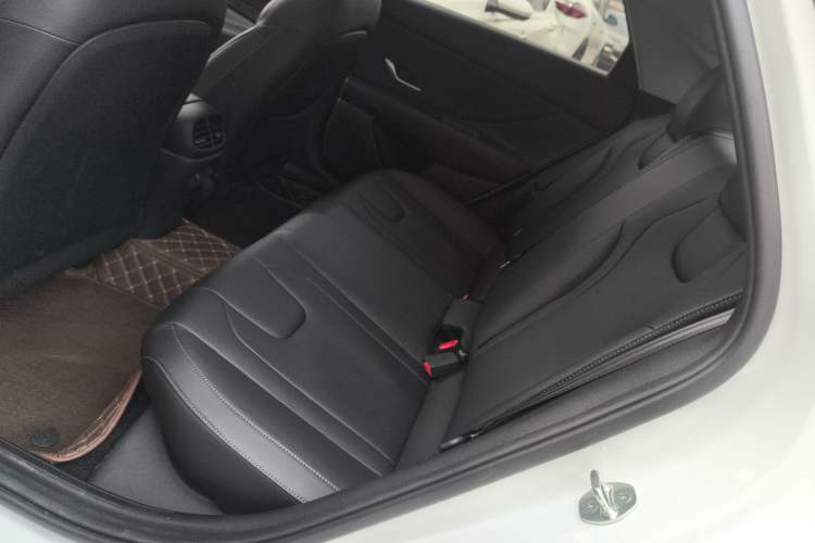 Used Hyundai Elantra 2023 1.5L CVT GLX Elite Edition Left Rear Seat