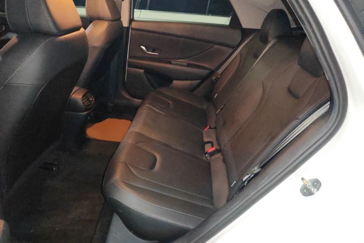 Used Hyundai Elantra 2023 1.5L CVT LUX Prestige Edition Left Rear Seat