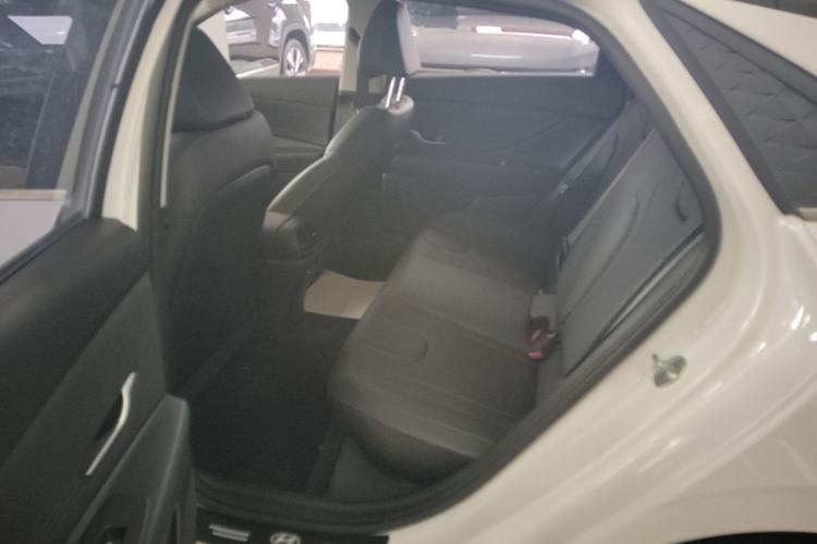 Used Hyundai Elantra 2023 1.5L CVT LUX Prestige Edition Left Rear Seat