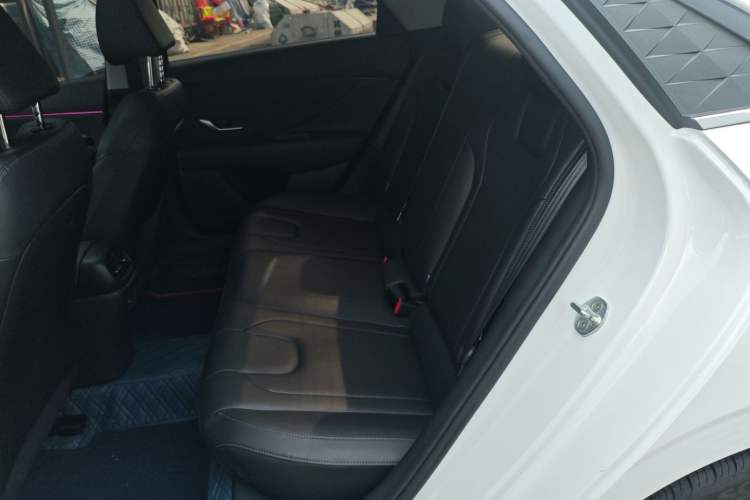 Used Hyundai Elantra 2023 1.5L CVT LUX Prestige Edition Left Rear Seat