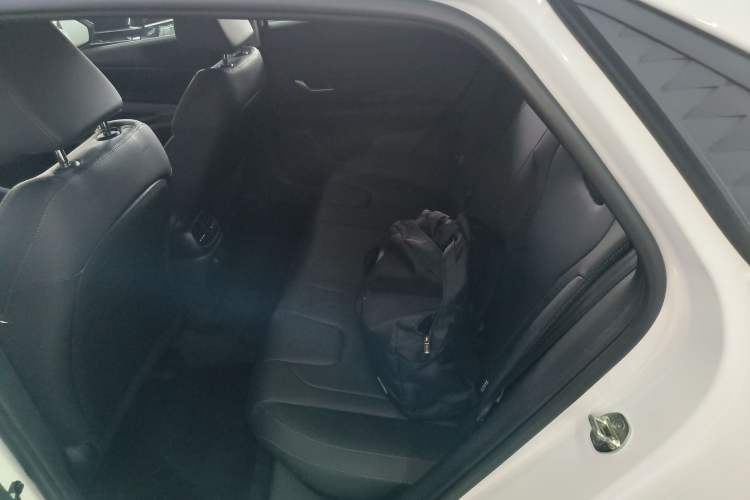 Used Hyundai Elantra 2023 1.5L CVT GLX Elite Edition Left Rear Seat