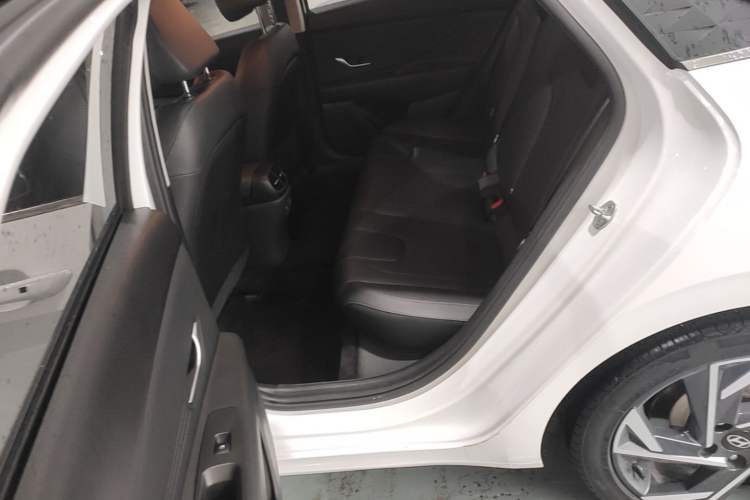 Used Hyundai Elantra 2023 1.5L CVT GLX Elite Edition Left Rear Seat