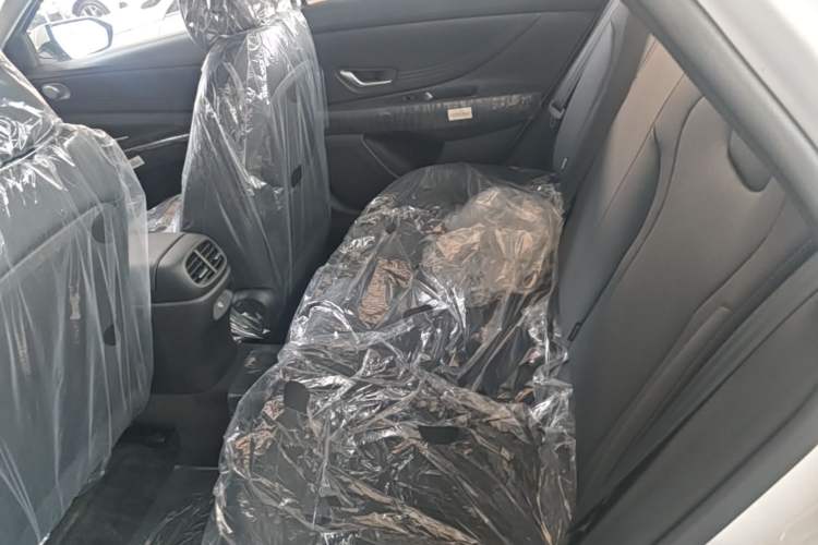 Used Hyundai Elantra 2023 1.5L CVT GLX Elite Edition Left Rear Seat
