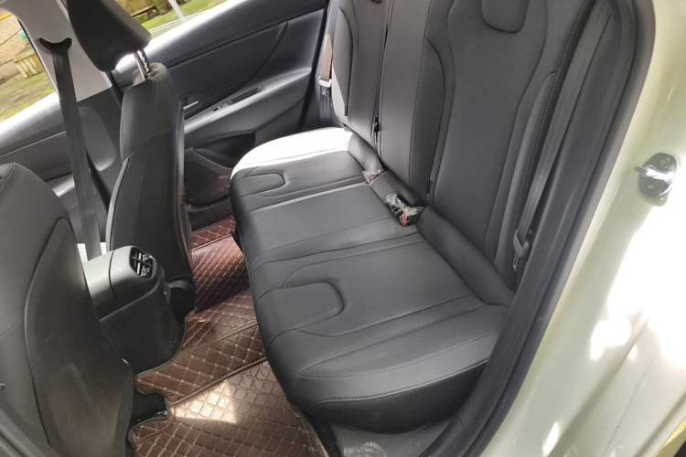 Used Hyundai Elantra 2023 1.5L CVT GLX Elite Edition Left Rear Seat