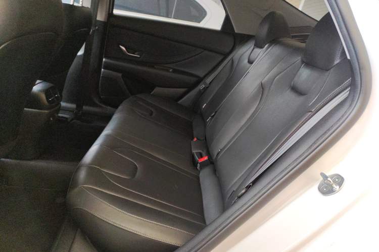 Used Hyundai Elantra 2023 1.5L CVT GLX Elite Edition Left Rear Seat