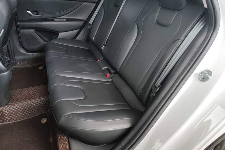 Used Hyundai Elantra 2023 1.5L CVT GLX Elite Edition Left Rear Seat