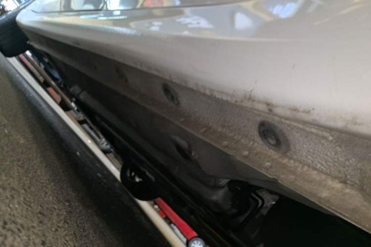 Used Hyundai Elantra 2023 1.5L CVT GLX Elite Edition Left Side Sill