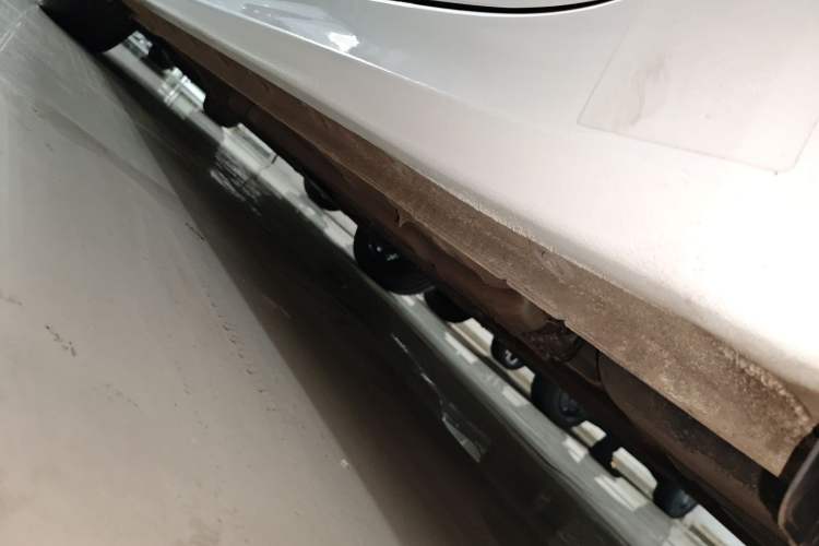 Used Hyundai Elantra 2023 1.5L CVT GLX Elite Edition Left Side Sill