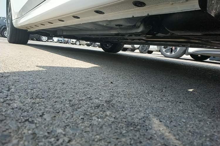 Used Hyundai Elantra 2023 1.5L CVT GLX Elite Edition Left Side Sill