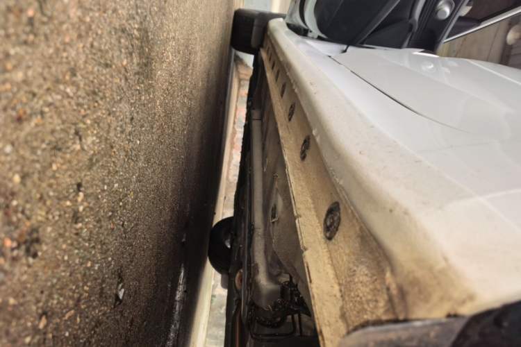 Used Hyundai Elantra 2023 1.5L CVT GLX Elite Edition Left Side Sill