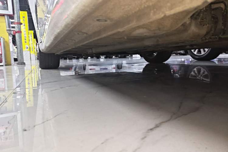 Used Hyundai Elantra 2023 1.5L CVT GLX Elite Edition Left Side Sill