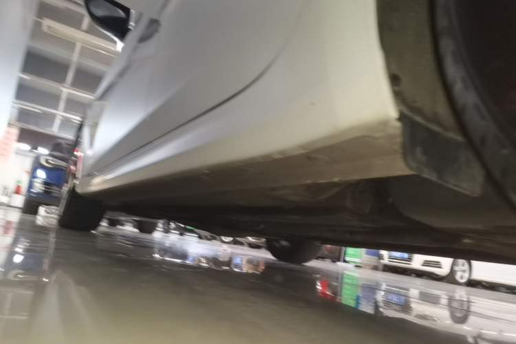 Used Hyundai Elantra 2023 1.5L CVT GLX Elite Edition Left Side Sill