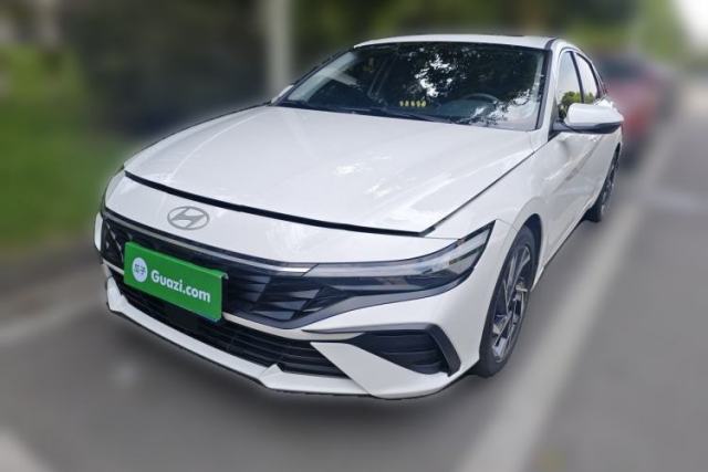 Used Hyundai Elantra 2023 1.5L CVT LUX Prestige Edition