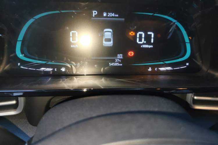 Used Hyundai Elantra 2023 1.5L CVT GLX Elite Edition Odometer Close Up