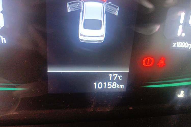 Used Hyundai Elantra 2023 1.5L CVT GLX Elite Edition Odometer Close Up