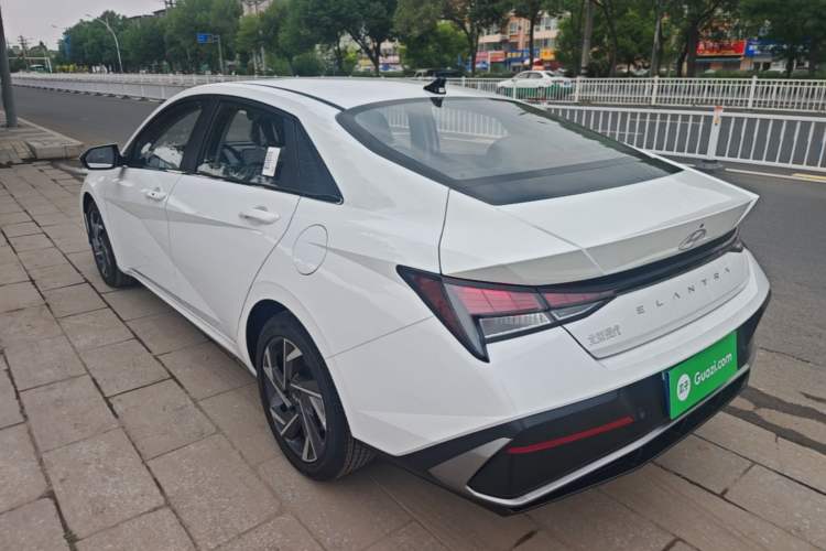Used Hyundai Elantra 2023 1.5L CVT GLX Elite Edition Rear Left 45 Deg