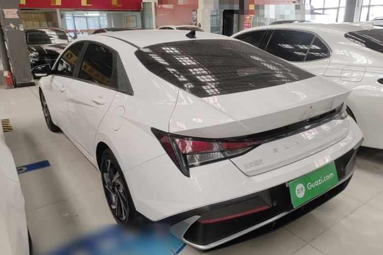 Used Hyundai Elantra 2023 1.5L CVT GLX Elite Edition Rear Left 45 Deg